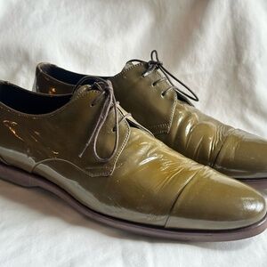 FENDI SPLIT TOE DRESS SHOES